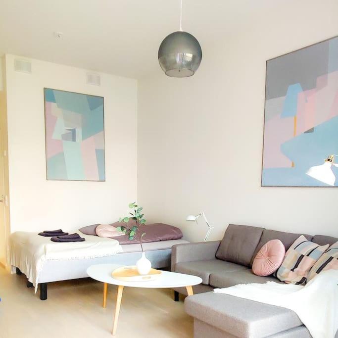 New Studio Pastel Near Helsinki Airport In Kivistoe ヴァンター エクステリア 写真